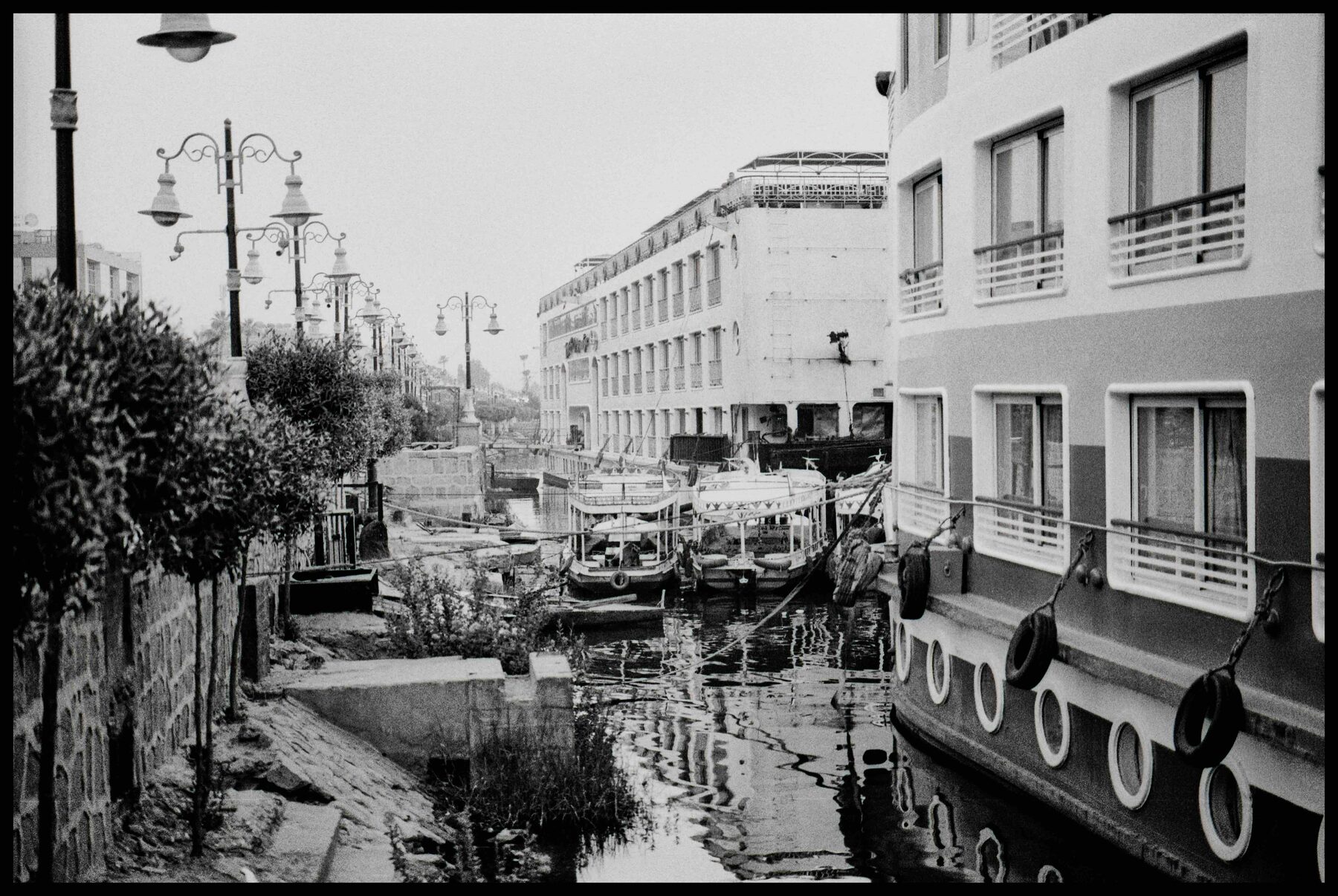 Luxor – Uferstraße mit Hotelschiffen